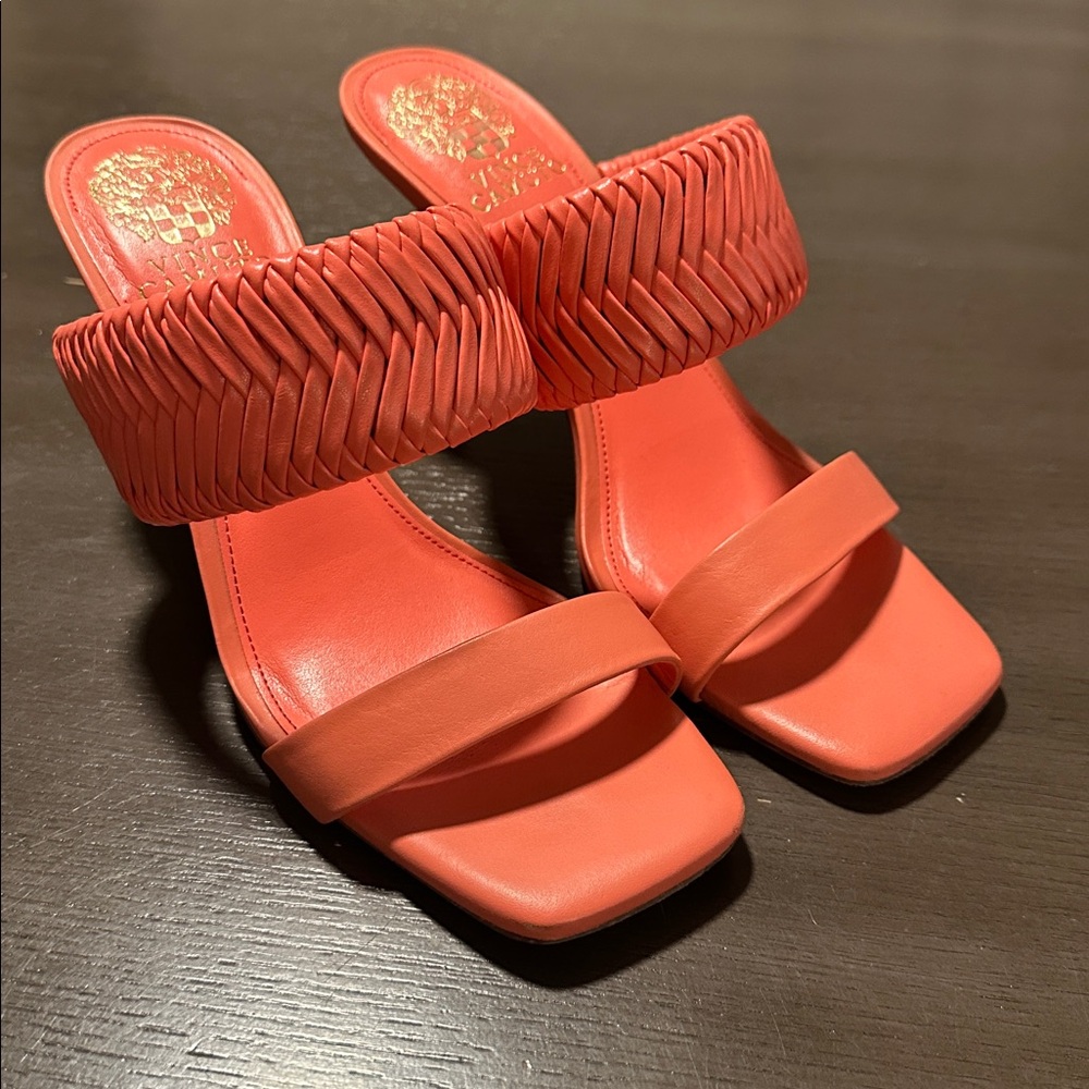 Vince Camuto Emoelee Ultra Coral Woven Strap Tapered Heel Sandals Size 7.5